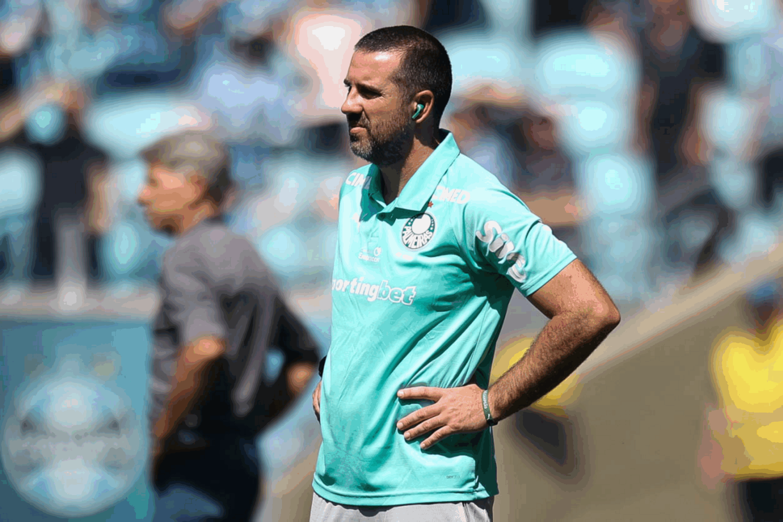 Substituto de Abel minimiza empate contra o Grêmio: ‘Faltam 16 finais’