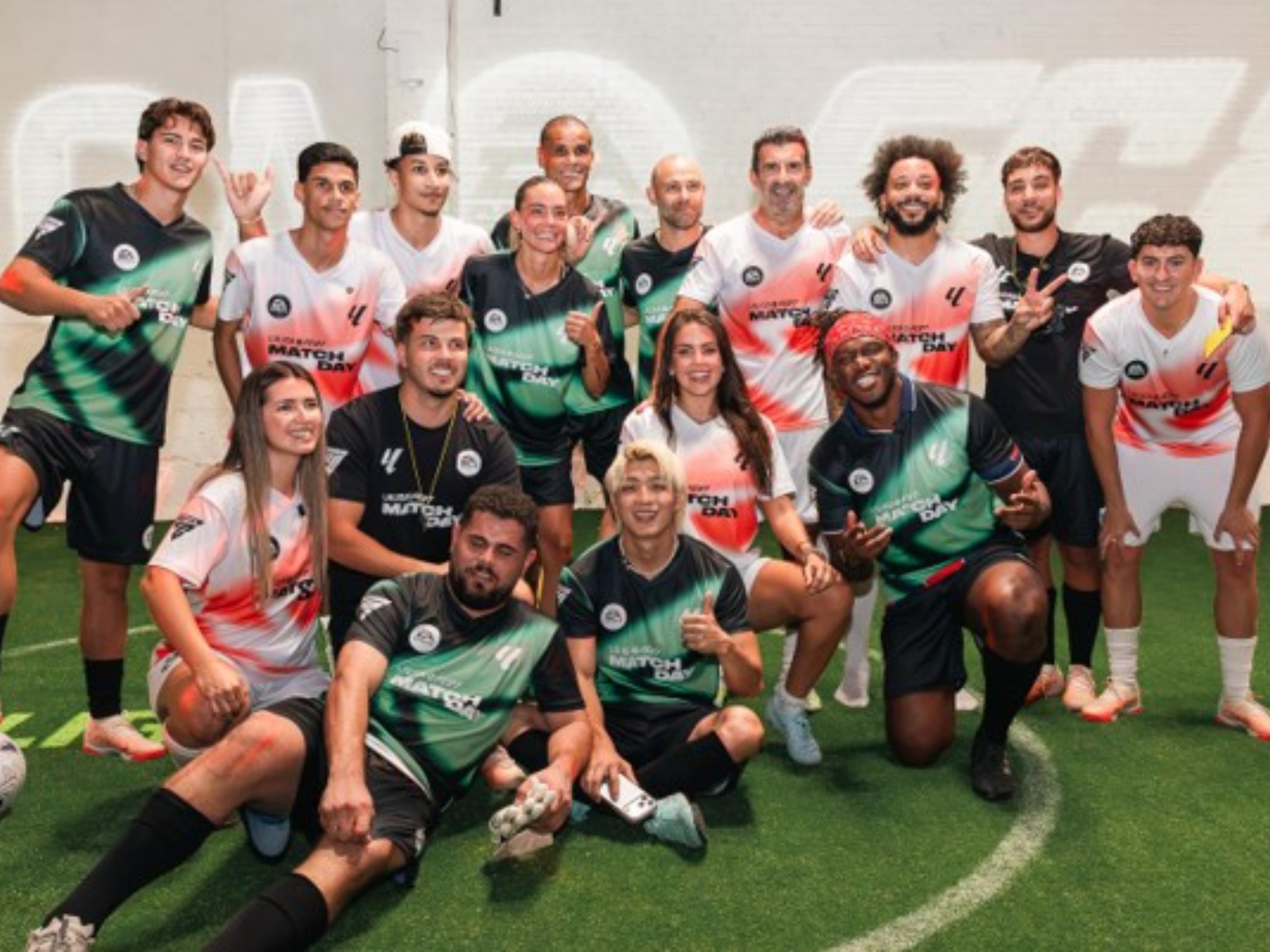LaLiga e EA Sports reúnem lendas para estreia mundial do EA Sports FC 27