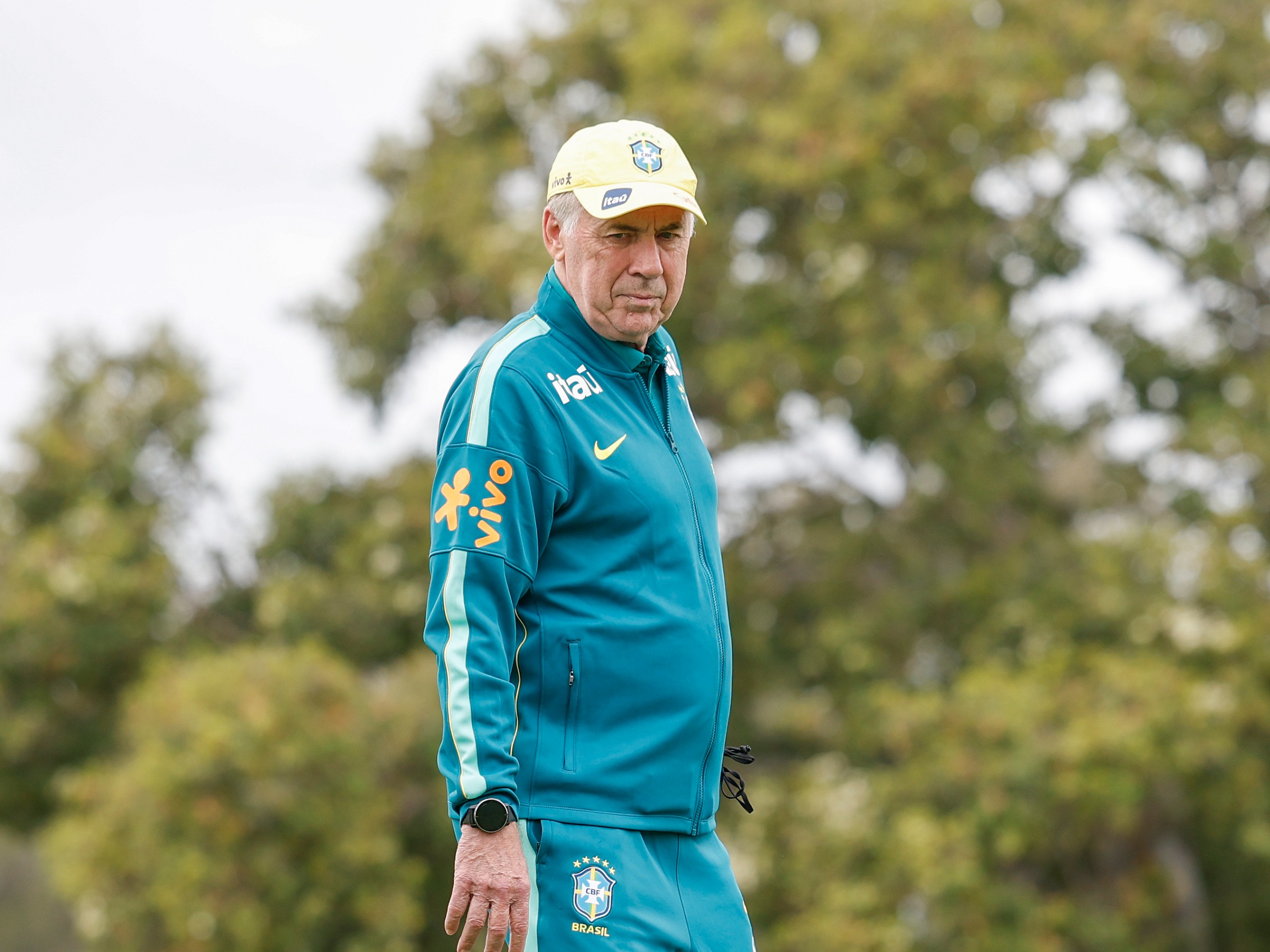 Vídeo: Ancelotti promete mudanças após empate de Brasil x Austrália; assista