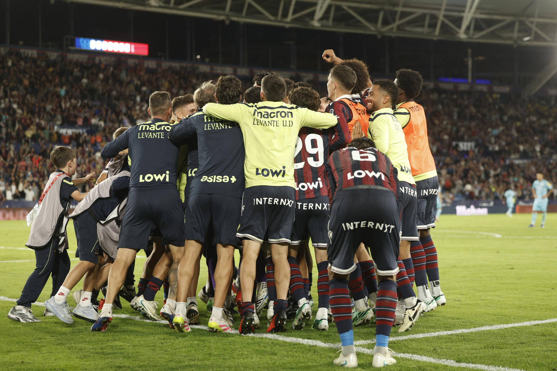 LaLiga: Com dois gols rápidos de Brugué, Levante vence o Athletic Bilbao