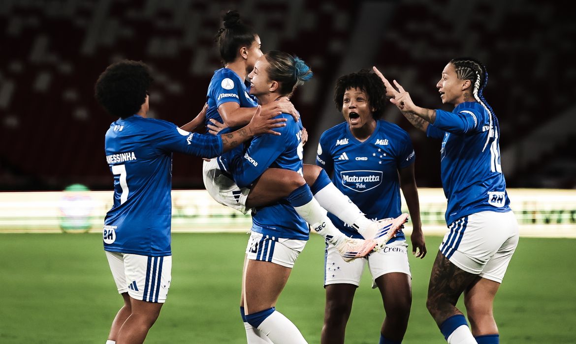 Corinthians, Palmeiras e Cruzeiro avançam às quartas da Libertadores