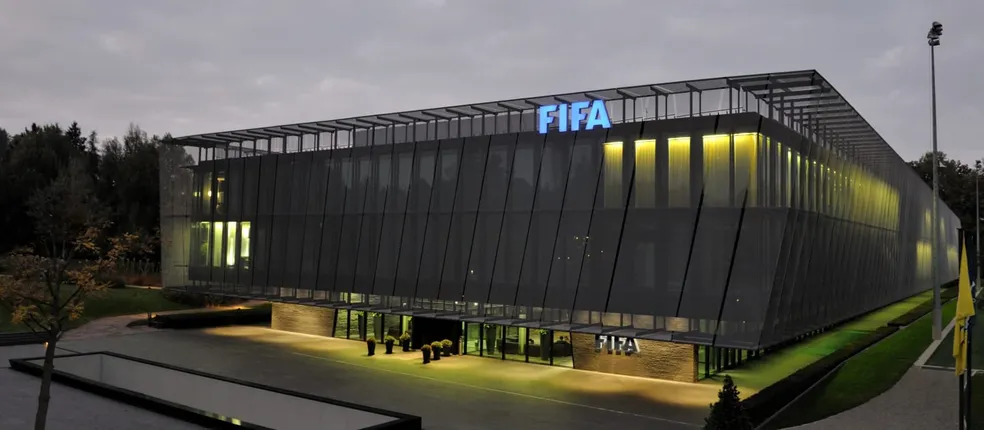 Candidatura feminina pode surgir contra Gianni Infantino na Fifa