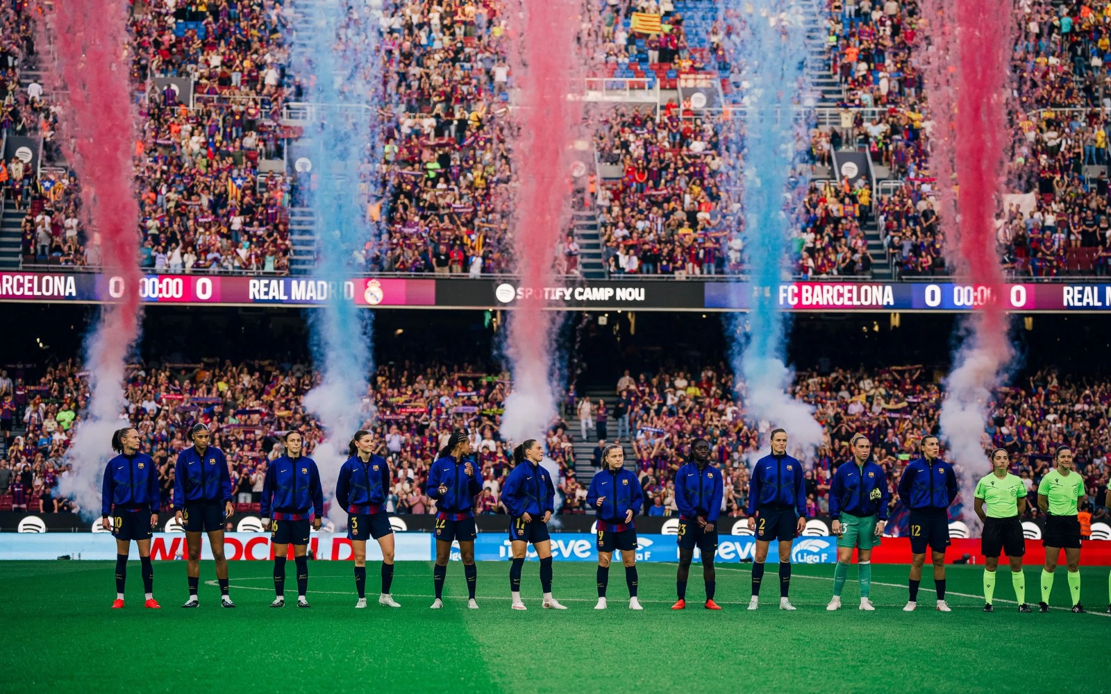 Como o Barcelona transformou o futebol feminino em uma potência esportiva e comercial