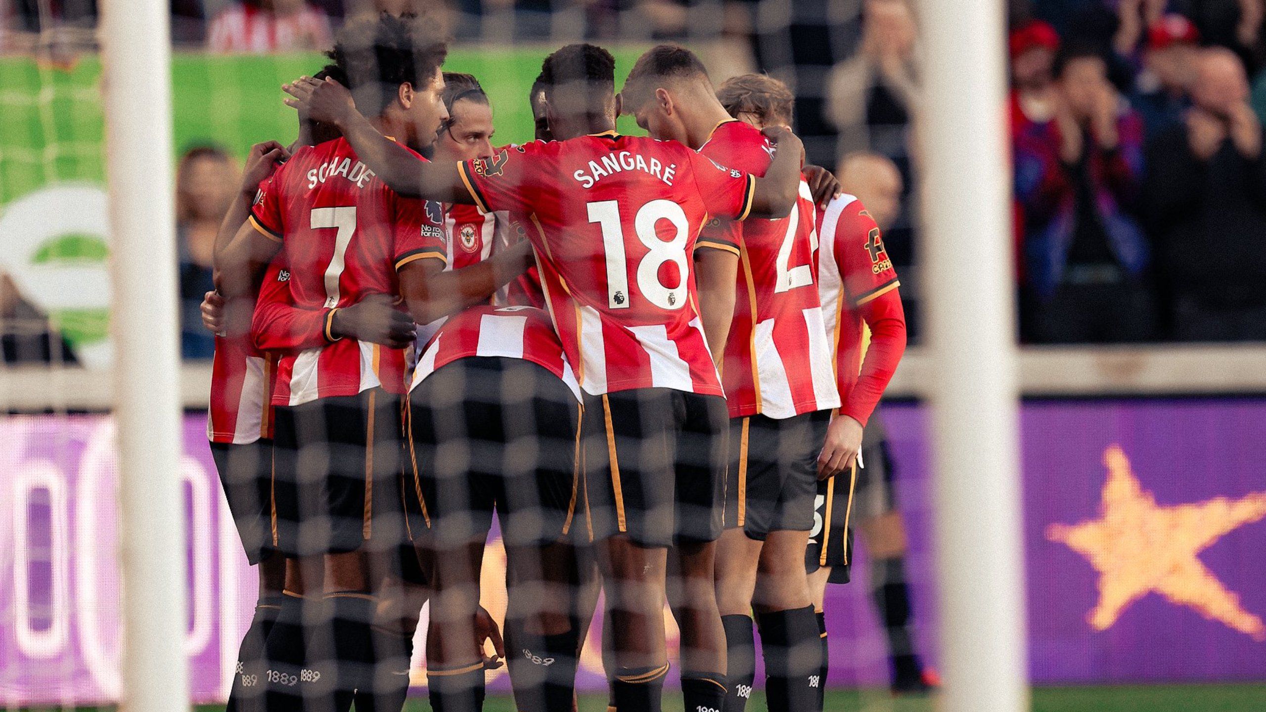 Brentford vence Nottingham Forest por 2 a 0 pelo Campeonato Inglês