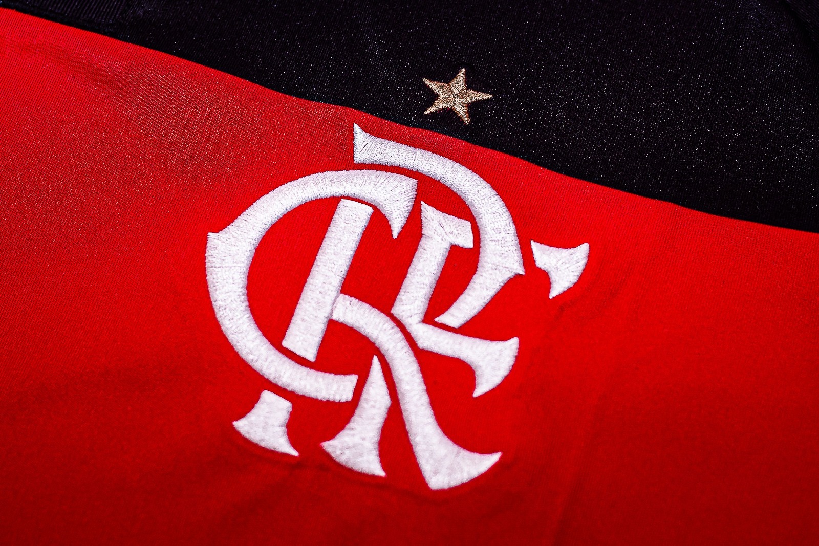 Flamengo prevê déficit de R$ 40 milhões após readequar orçamento; entenda os motivos