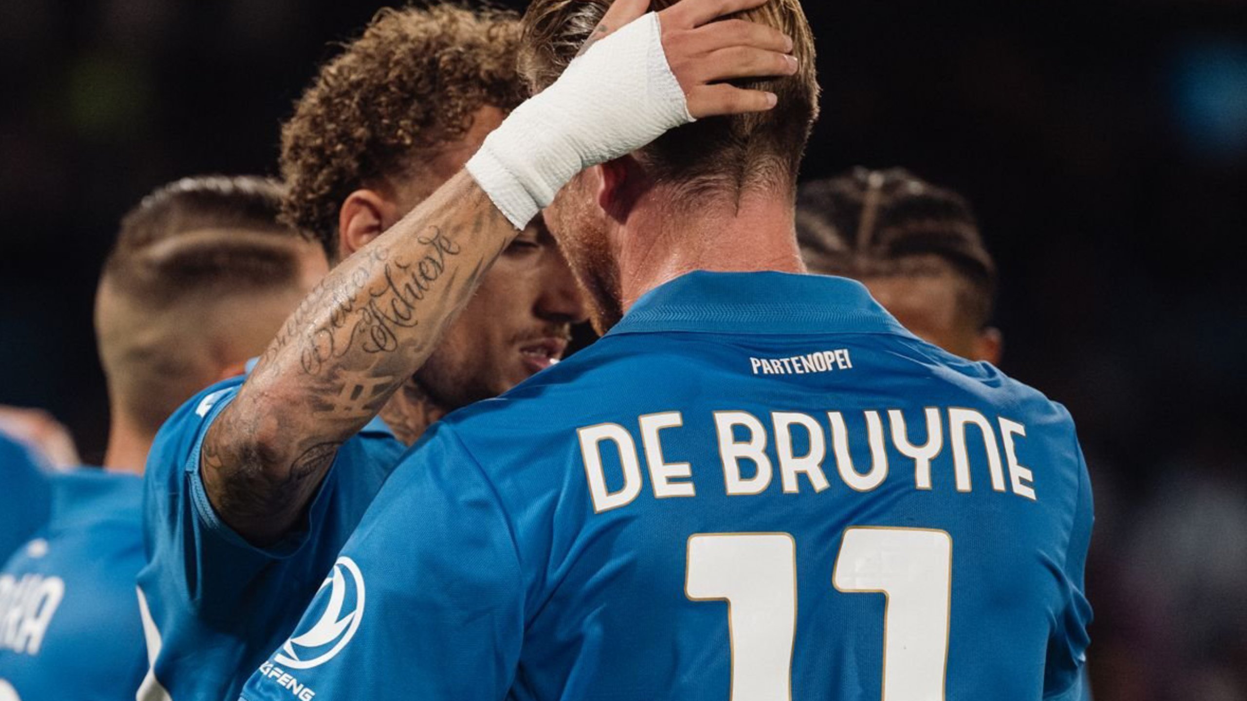 Napoli vence Frosinone por 3 a 0 com dois gols de De Bruyne