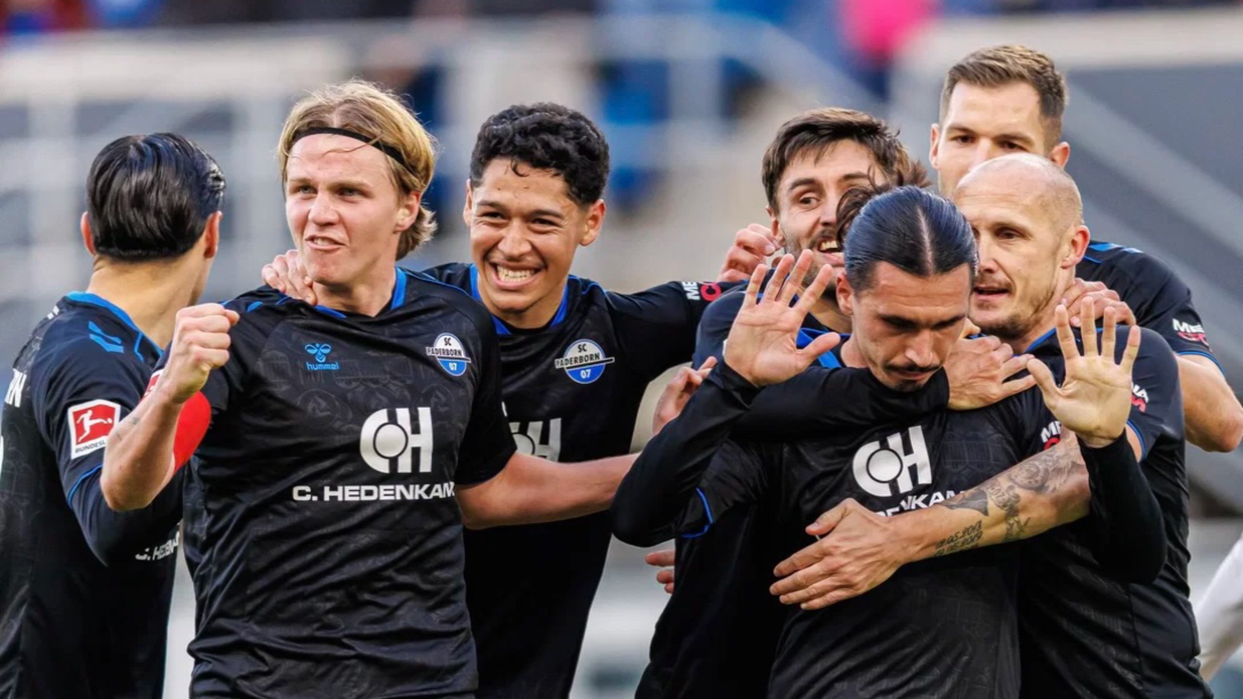 Paderborn domina, vence Hamburgo e sobe no Alemão