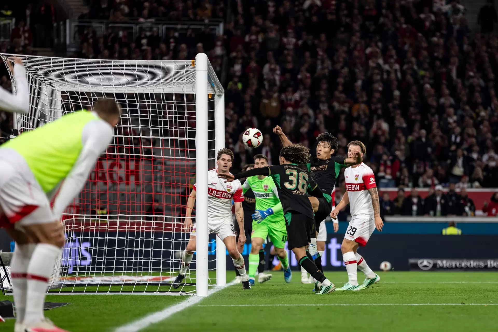 Mönchengladbach conquista primeira vitória na Bundesliga ao vencer Stuttgart