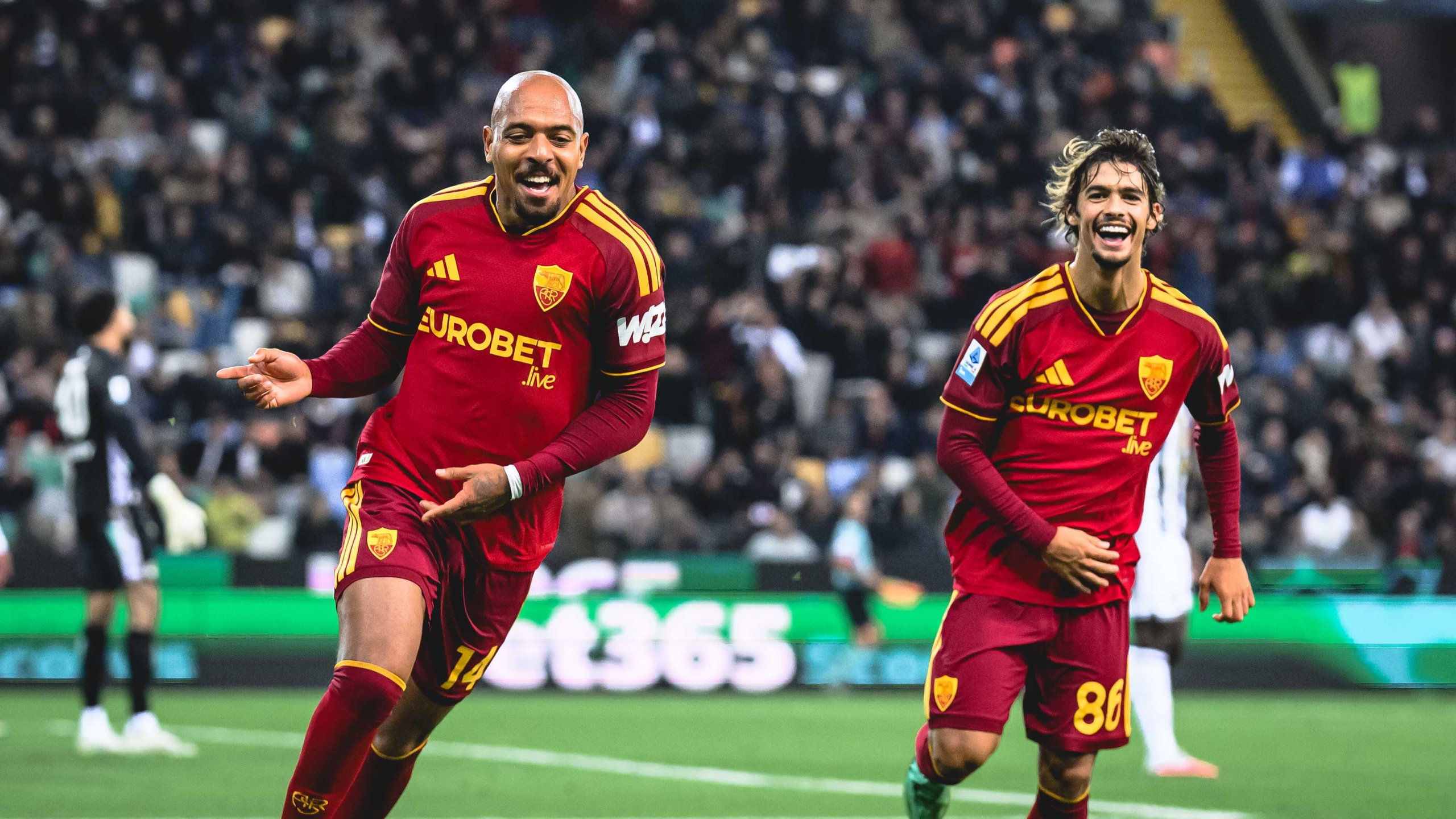 Roma vence a Udinese por 5 a 2 e segue invicta no Italiano