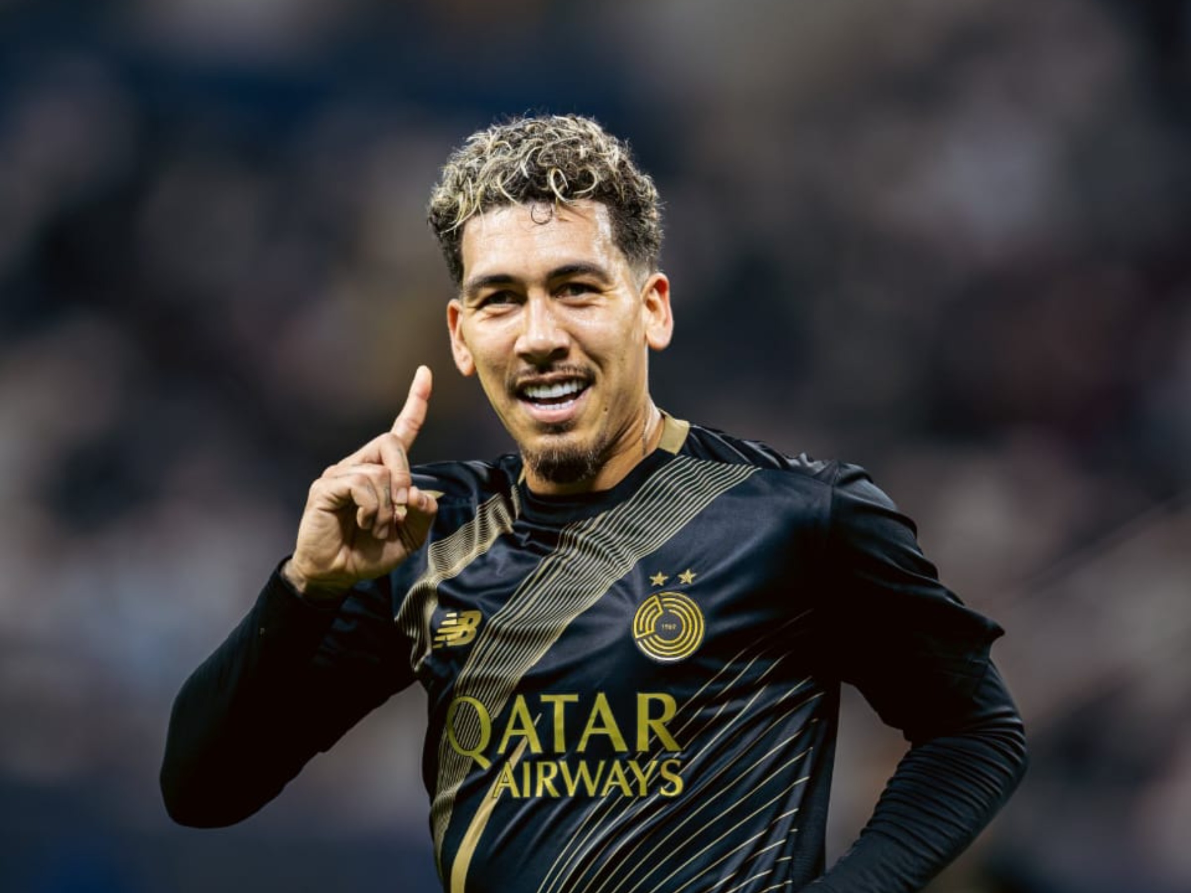 Com gol de Firmino, Al Sadd goleia e assume liderança no Catar