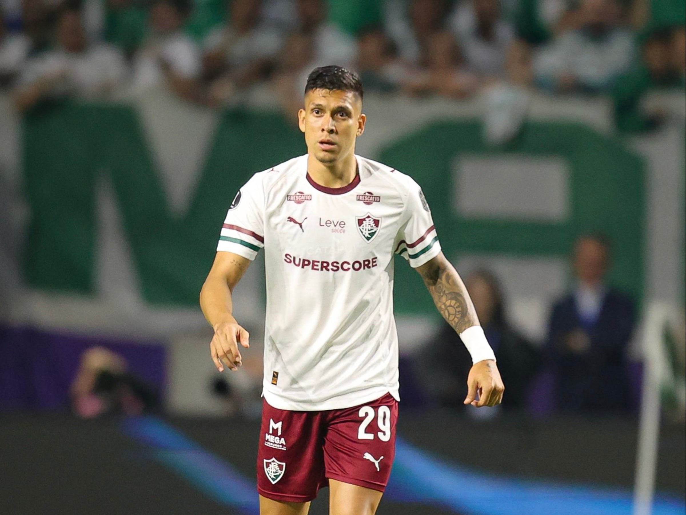 Millán sofre lesão na coxa e vira desfalque no Fluminense
