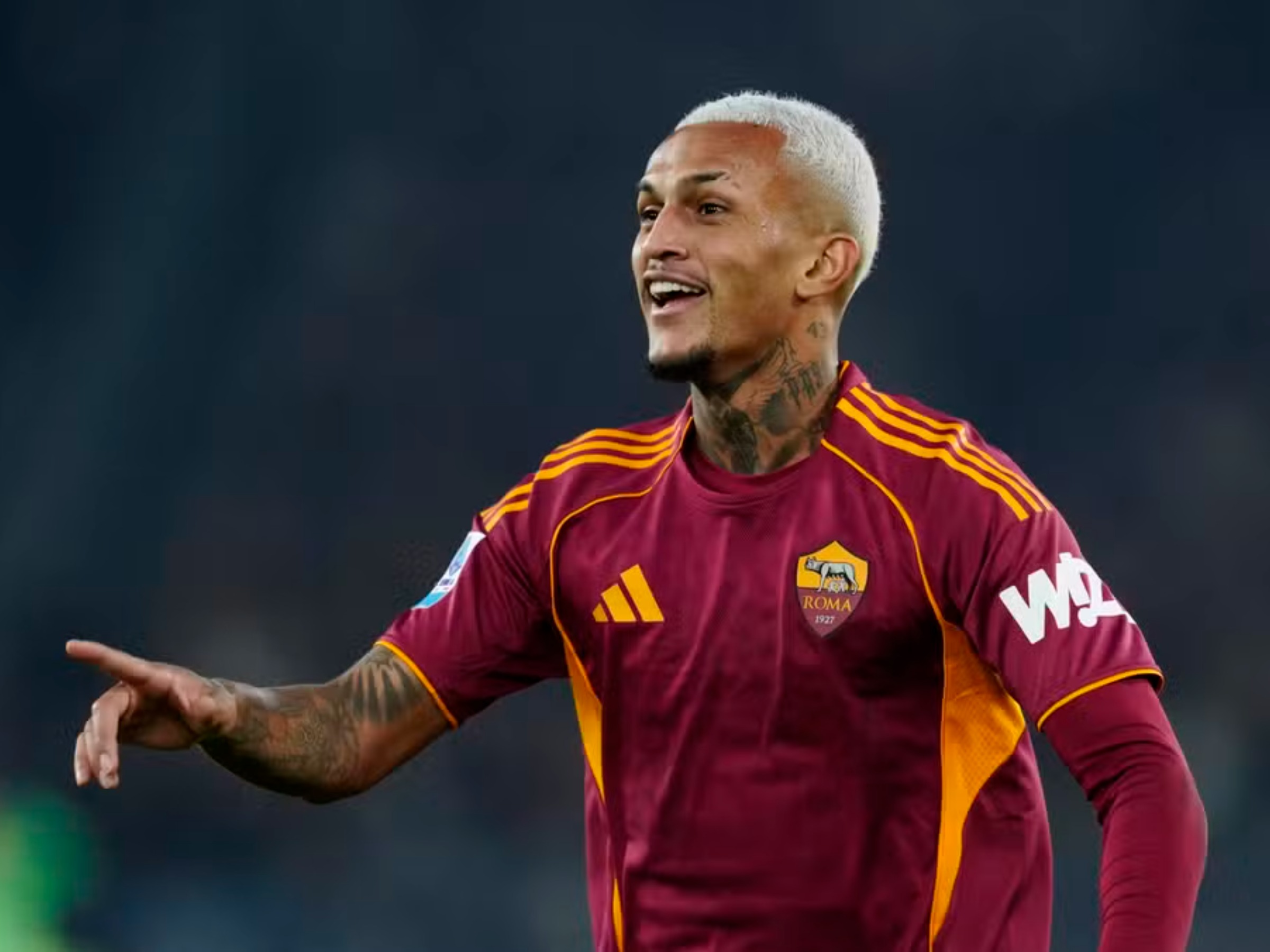 Roma avalia contratação de Alejandro Balde, afetando Wesley