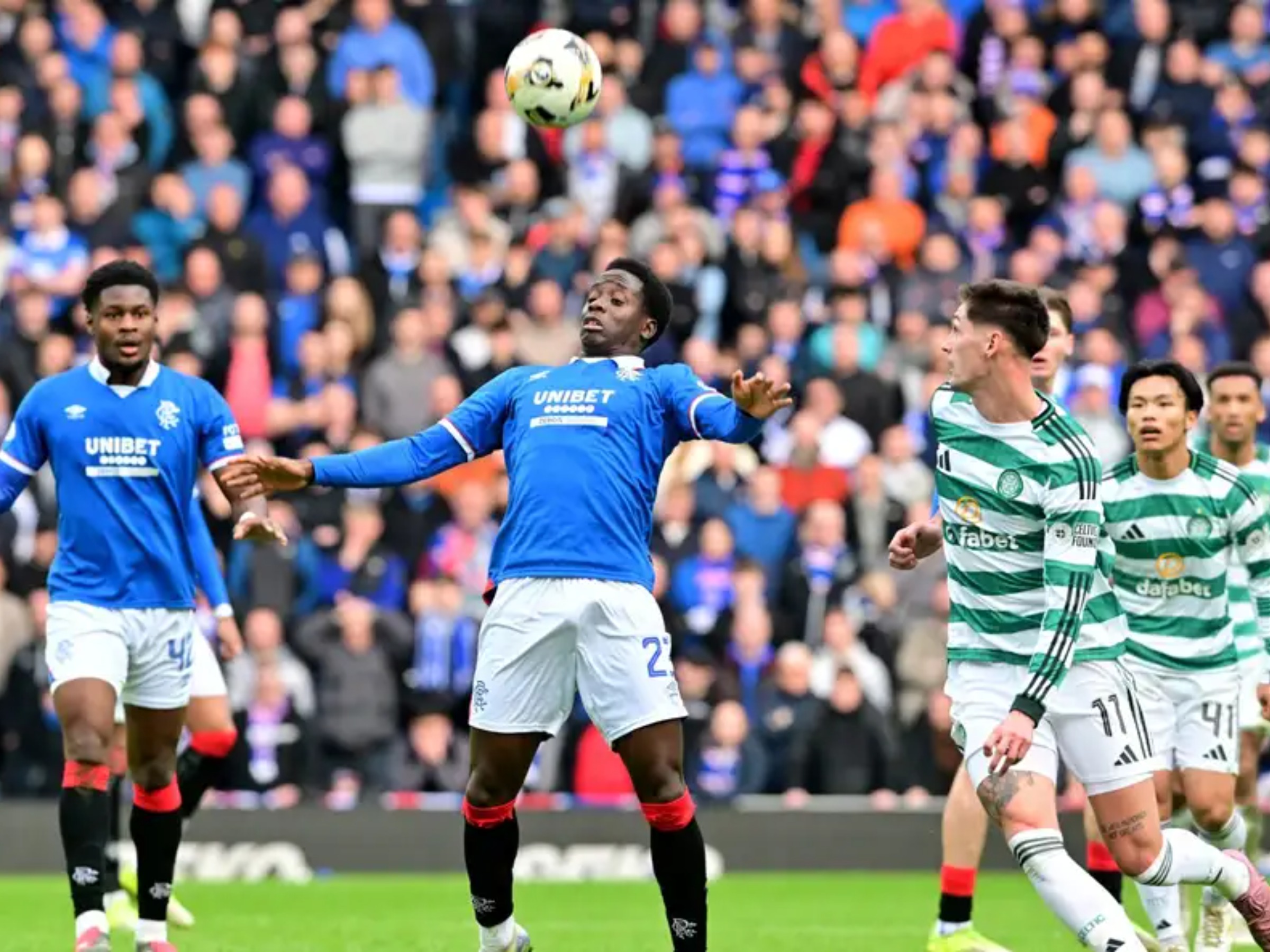 Celtic e Rangers perdem recurso e jogarão com portões fechados