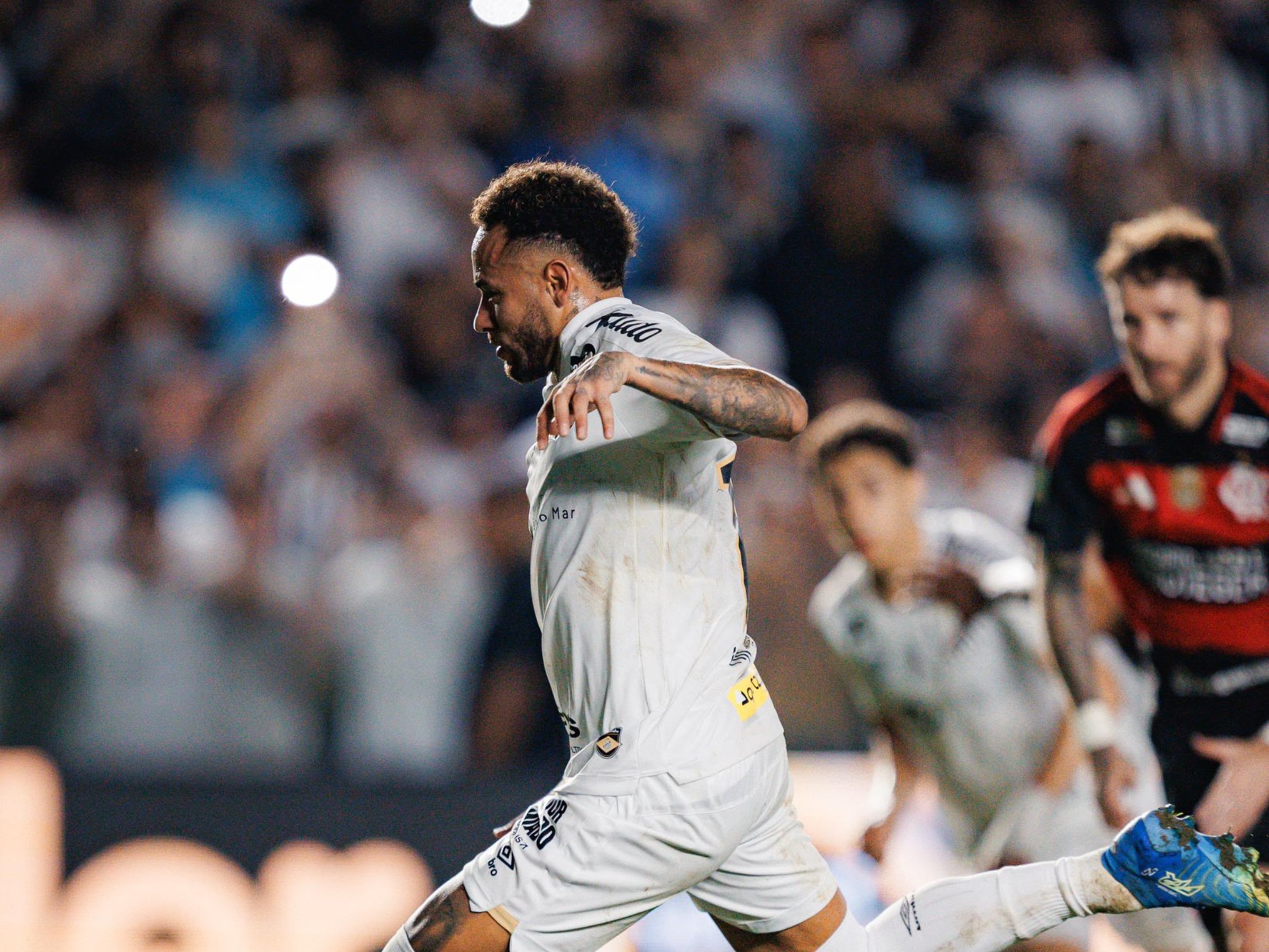 Cuca comenta sobre Neymar e sua confiança após retorno