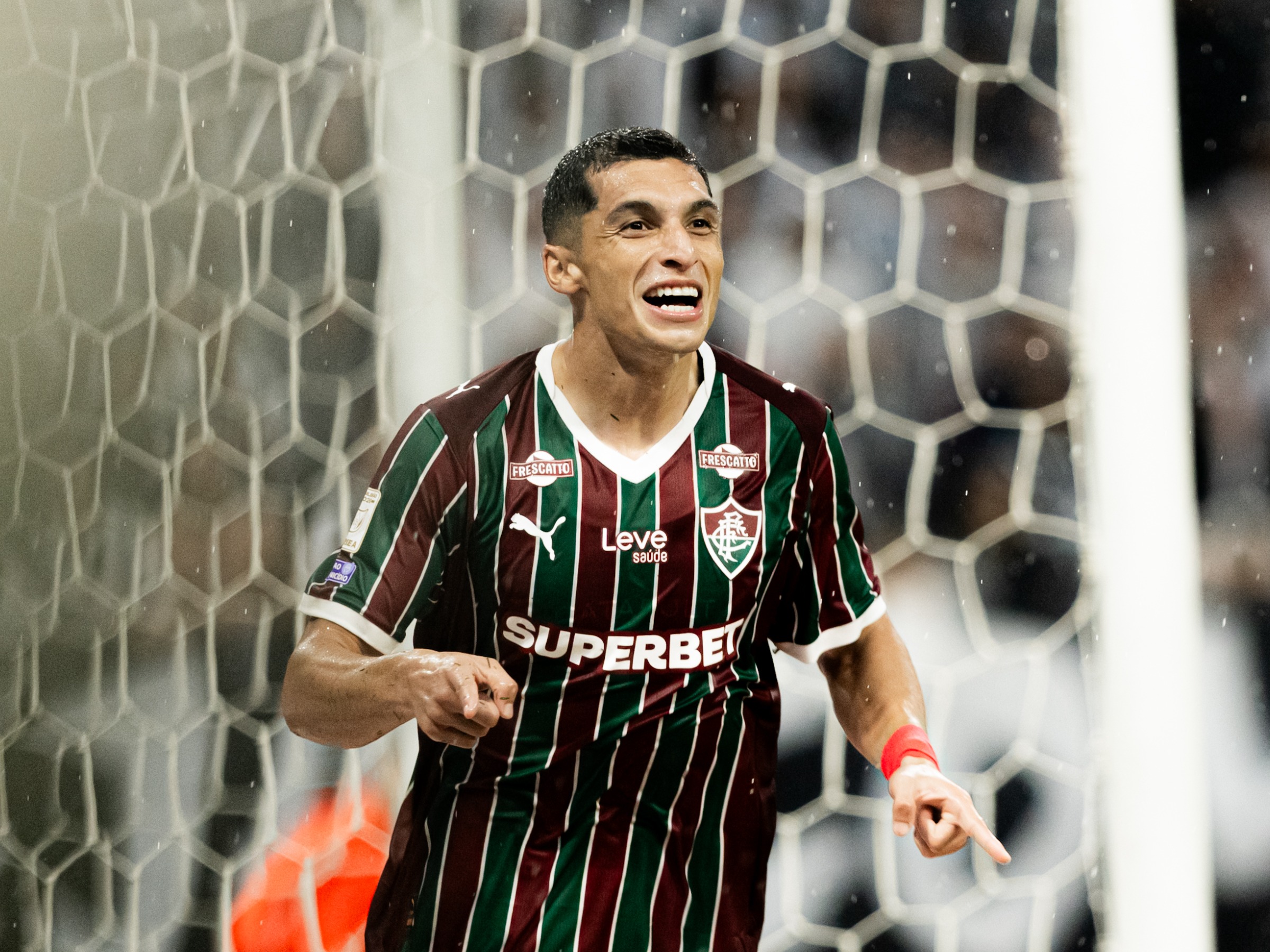 Kevin Serna pede foco do Fluminense para jogos decisivos